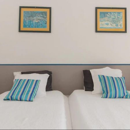 Un Pied-A-Terre Face A La Marina Apartman Le Marin Kültér fotó