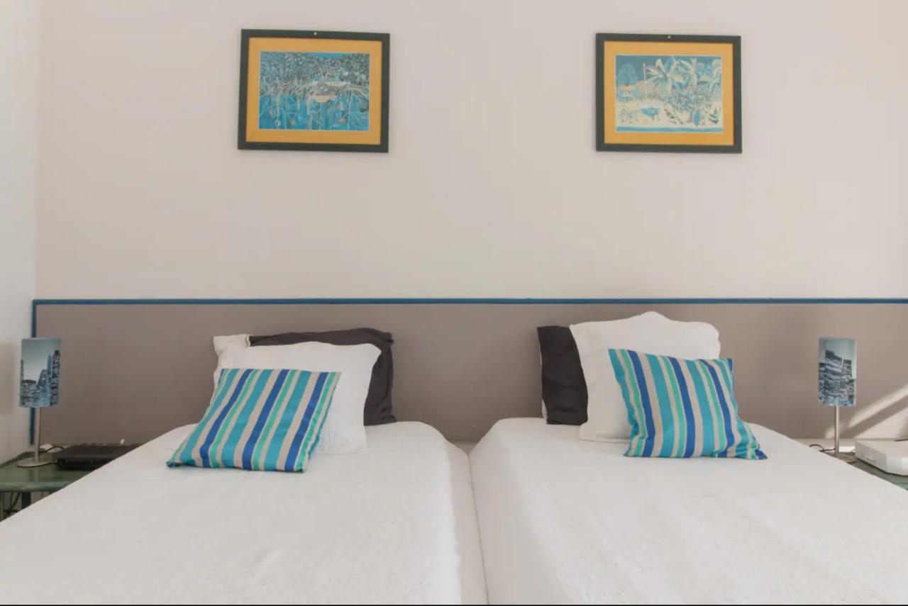 Un Pied-A-Terre Face A La Marina Apartman Le Marin Kültér fotó