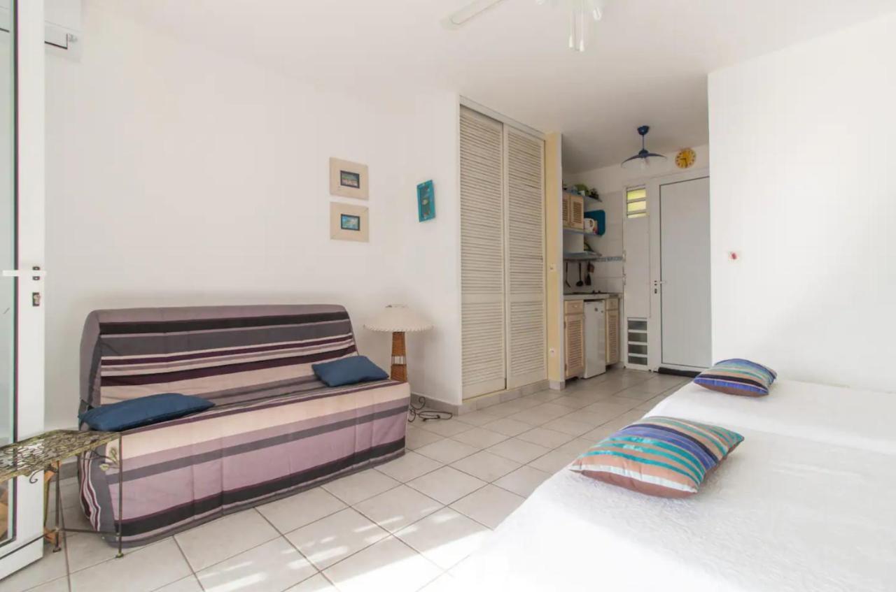Un Pied-A-Terre Face A La Marina Apartman Le Marin Kültér fotó