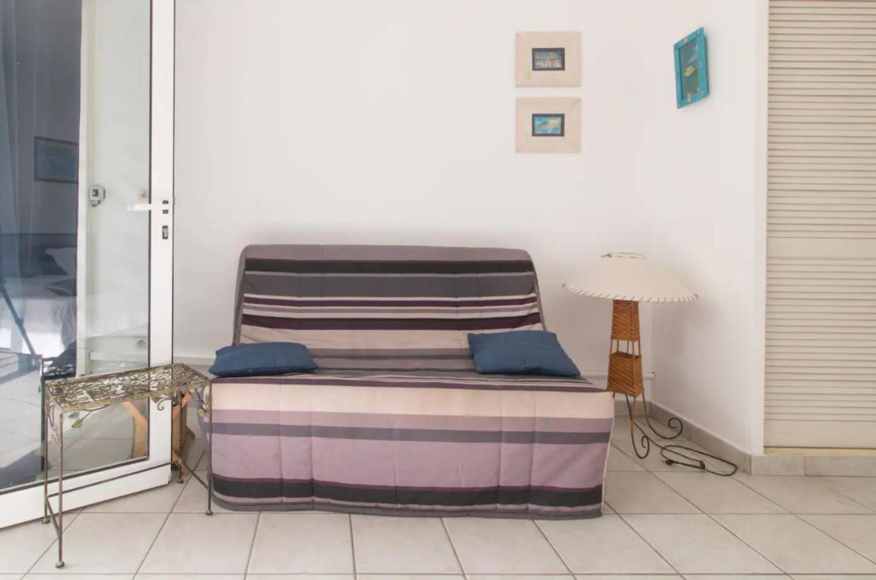 Un Pied-A-Terre Face A La Marina Apartman Le Marin Kültér fotó