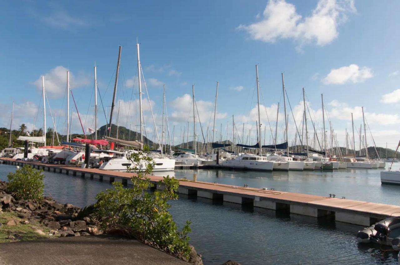 Un Pied-A-Terre Face A La Marina Apartman Le Marin Kültér fotó